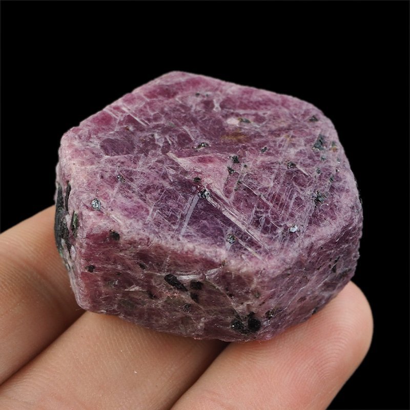 RUBIN - NATURALNY KRYSZTAŁ - 40 mm - TANZANIA
