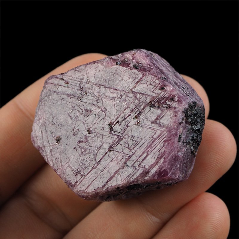 RUBIN - NATURALNY KRYSZTAŁ - 40 mm - TANZANIA