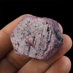 RUBIN - NATURALNY KRYSZTAŁ - 40 mm - TANZANIA