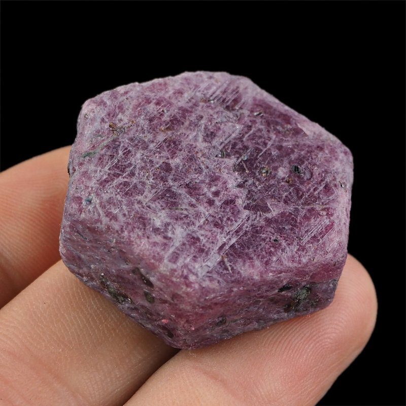 RUBIN - NATURALNY KRYSZTAŁ - 34 mm - TANZANIA