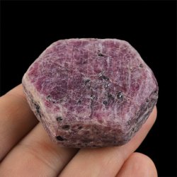 RUBIN - NATURALNY KRYSZTAŁ - 46 mm - TANZANIA