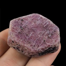 RUBIN - NATURALNY KRYSZTAŁ - 42 mm - TANZANIA
