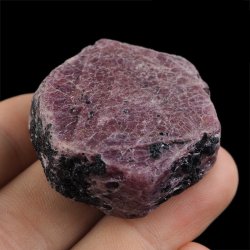 RUBIN - NATURALNY KRYSZTAŁ - 37 mm - TANZANIA