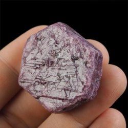 RUBIN - NATURALNY KRYSZTAŁ - 36 mm - TANZANIA