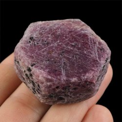 RUBIN - NATURALNY KRYSZTAŁ - 42 mm - TANZANIA