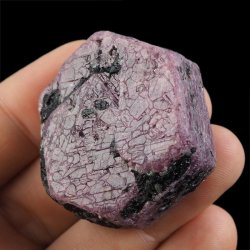 RUBIN - NATURALNY KRYSZTAŁ - 40 mm - TANZANIA