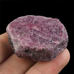 RUBIN - NATURALNY KRYSZTAŁ - 43 mm - TANZANIA