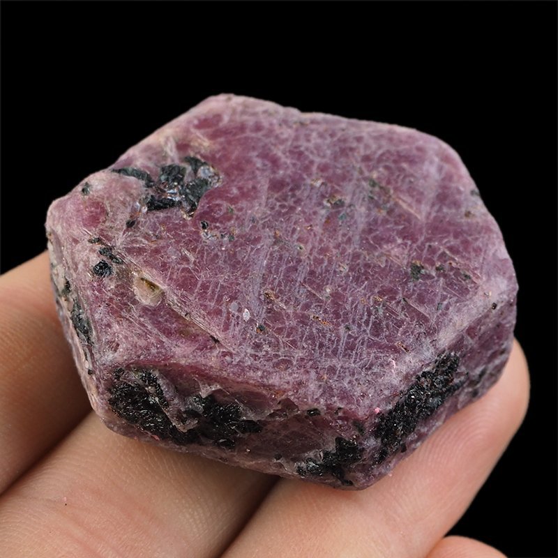RUBIN - NATURALNY KRYSZTAŁ - 40 mm - TANZANIA