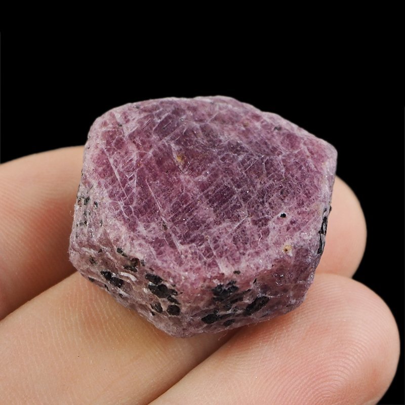 RUBIN - NATURALNY KRYSZTAŁ - 28 mm - TANZANIA