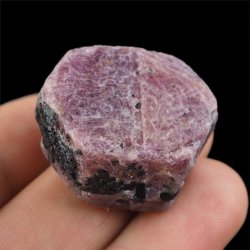 RUBIN - NATURALNY KRYSZTAŁ - 30 mm - TANZANIA