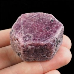 RUBIN - NATURALNY KRYSZTAŁ - 42 mm - TANZANIA