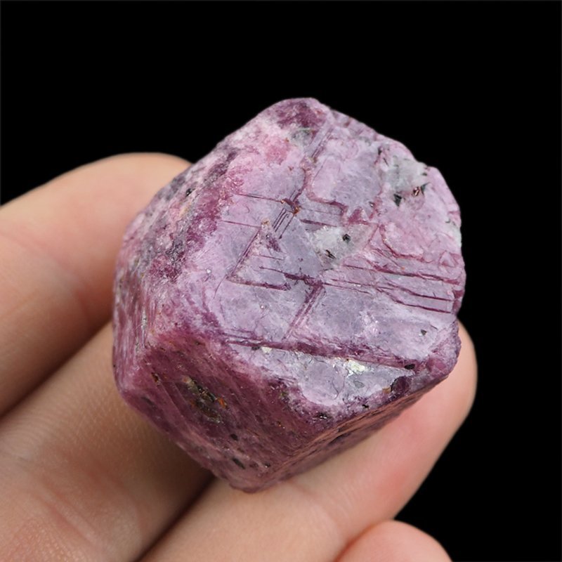 RUBIN - NATURALNY KRYSZTAŁ - 32 mm - TANZANIA