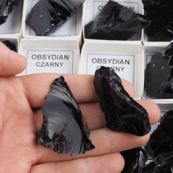 OBSYDIAN CZARNY - MINERAŁ W PUDEŁKU Z OPISEM - 45-60 mm - MEKSYK