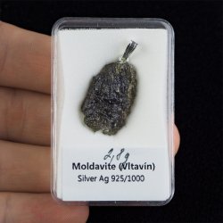 MOŁDAWIT - TEKTYT - WISIOREK Z NATURALNYM KAMIENIEM - 31 mm - CZECHY