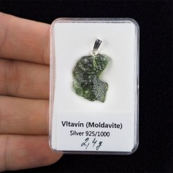 MOŁDAWIT - TEKTYT - WISIOREK Z NATURALNYM KAMIENIEM - 27 mm - CZECHY