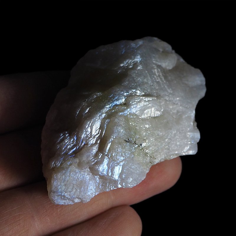 KAMIEŃ KSIĘŻYCOWY (ADULAROWY) - BRYŁKA - 67 mm - TANZANIA