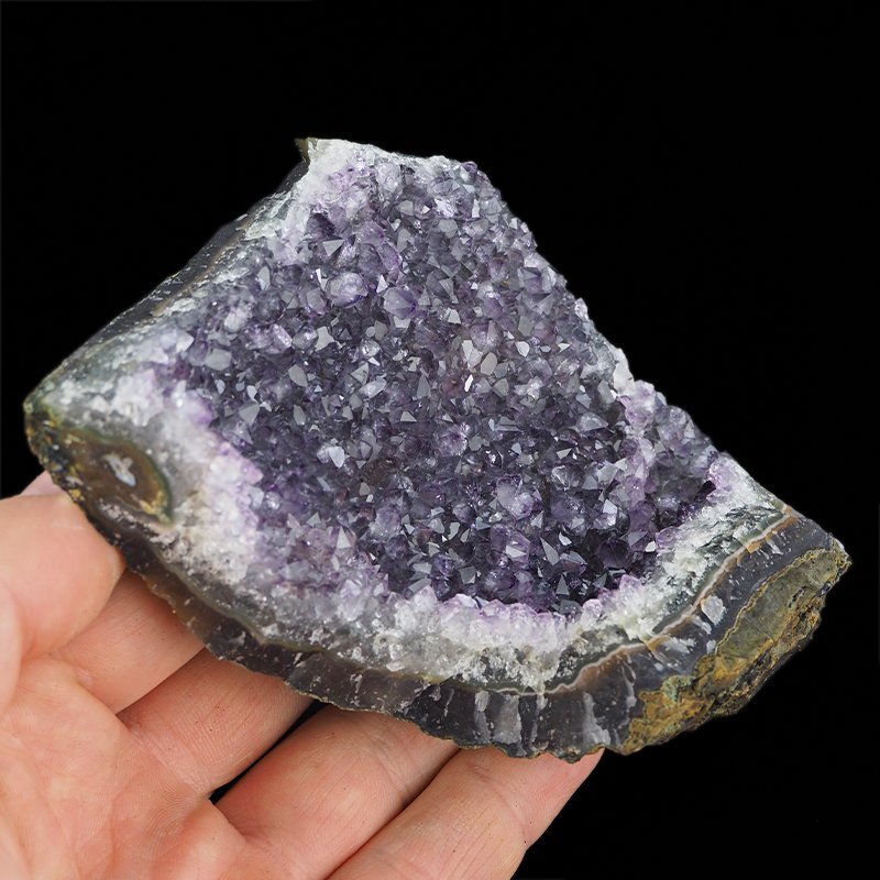 AMETYST- SZCZOTKA KRYSTALICZNA - 102 mm - URUGWAJ