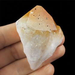 CYTRYN - MONOKRYSZTAŁ - 88 mm - BRAZYLIA