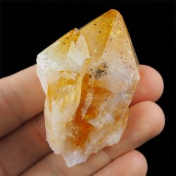 CYTRYN - MONOKRYSZTAŁ - 87 mm - BRAZYLIA