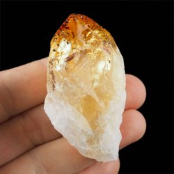 CYTRYN - MONOKRYSZTAŁ - 87 mm - BRAZYLIA