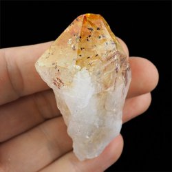 CYTRYN - MONOKRYSZTAŁ - 89 mm - BRAZYLIA