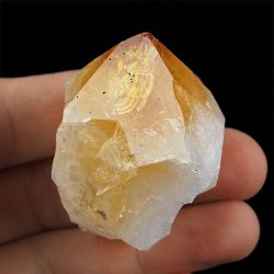 CYTRYN - MONOKRYSZTAŁ - 78 mm - BRAZYLIA