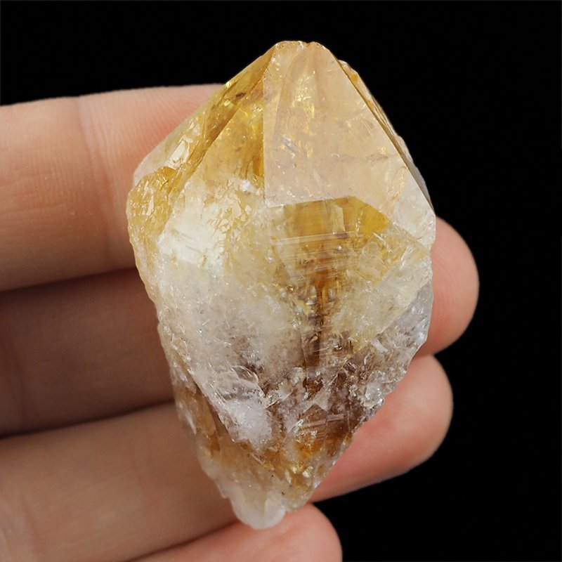 CYTRYN - MONOKRYSZTAŁ - 78 mm - BRAZYLIA