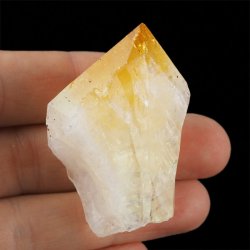 CYTRYN - MONOKRYSZTAŁ - 77 mm - BRAZYLIA