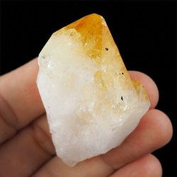 CYTRYN - MONOKRYSZTAŁ - 61 mm - BRAZYLIA