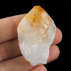 CYTRYN - MONOKRYSZTAŁ - 73 mm - BRAZYLIA