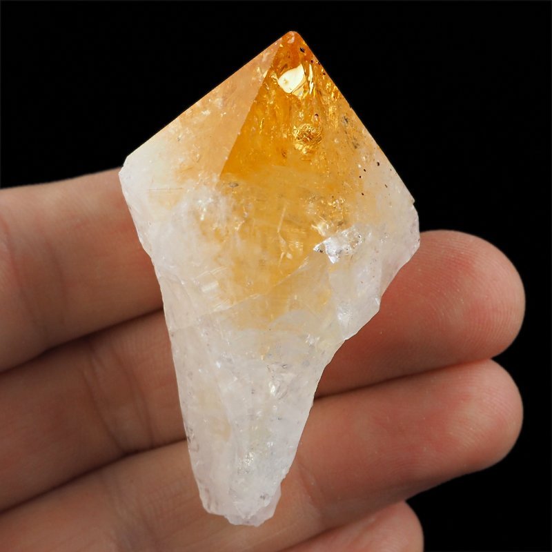 CYTRYN - MONOKRYSZTAŁ - 85 mm - BRAZYLIA