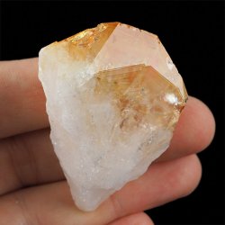 CYTRYN - MONOKRYSZTAŁ - 80 mm - BRAZYLIA