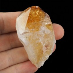 CYTRYN - MONOKRYSZTAŁ - 88 mm - BRAZYLIA