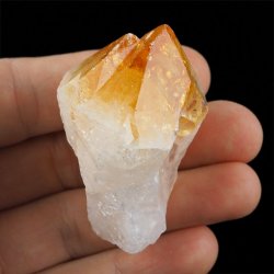 CYTRYN - MONOKRYSZTAŁ - 82 mm - BRAZYLIA