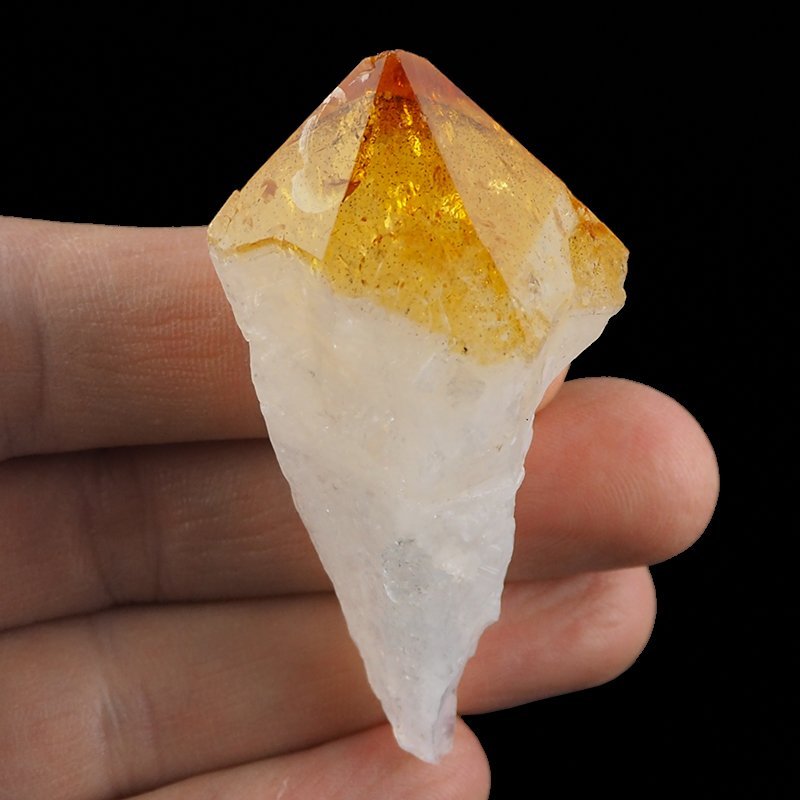 CYTRYN - MONOKRYSZTAŁ - 92 mm - BRAZYLIA