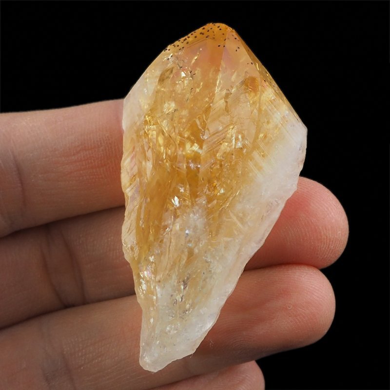 CYTRYN - MONOKRYSZTAŁ - 83 mm - BRAZYLIA