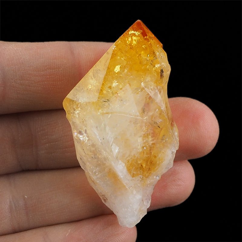 CYTRYN - MONOKRYSZTAŁ - 81 mm - BRAZYLIA