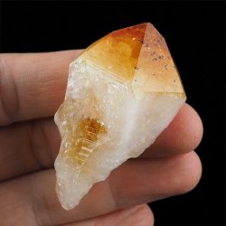 CYTRYN - MONOKRYSZTAŁ - 85 mm - BRAZYLIA