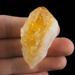 CYTRYN - MONOKRYSZTAŁ - 82 mm - BRAZYLIA