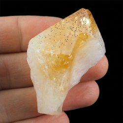 CYTRYN - MONOKRYSZTAŁ - 79 mm - BRAZYLIA