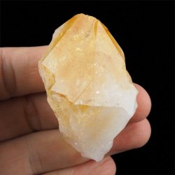 CYTRYN - MONOKRYSZTAŁ - 87 mm - BRAZYLIA