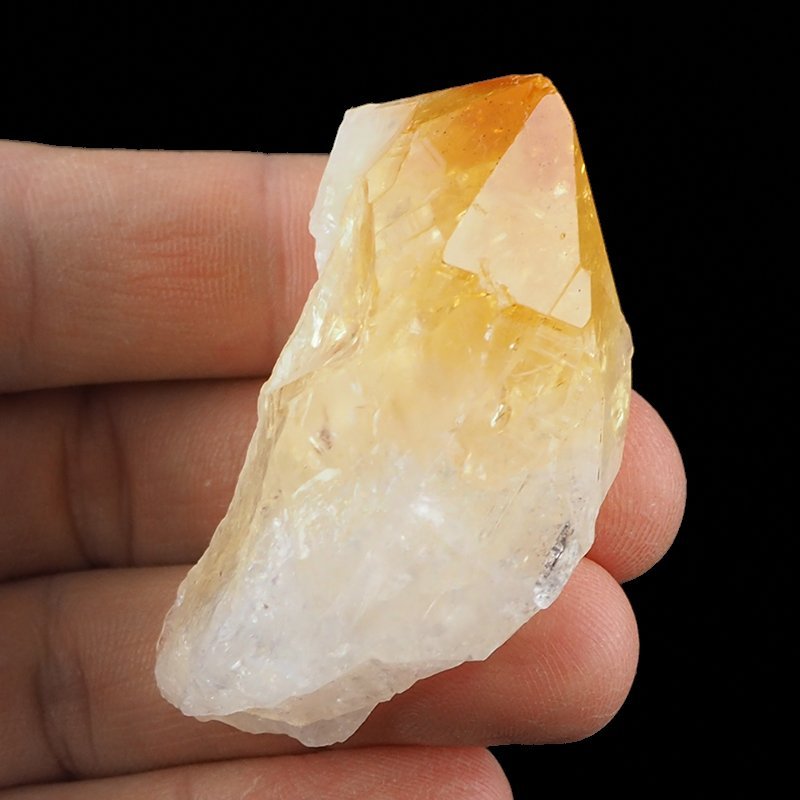 CYTRYN - MONOKRYSZTAŁ - 82 mm - BRAZYLIA