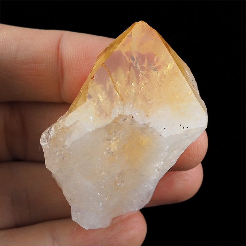 CYTRYN - MONOKRYSZTAŁ - 82 mm - BRAZYLIA