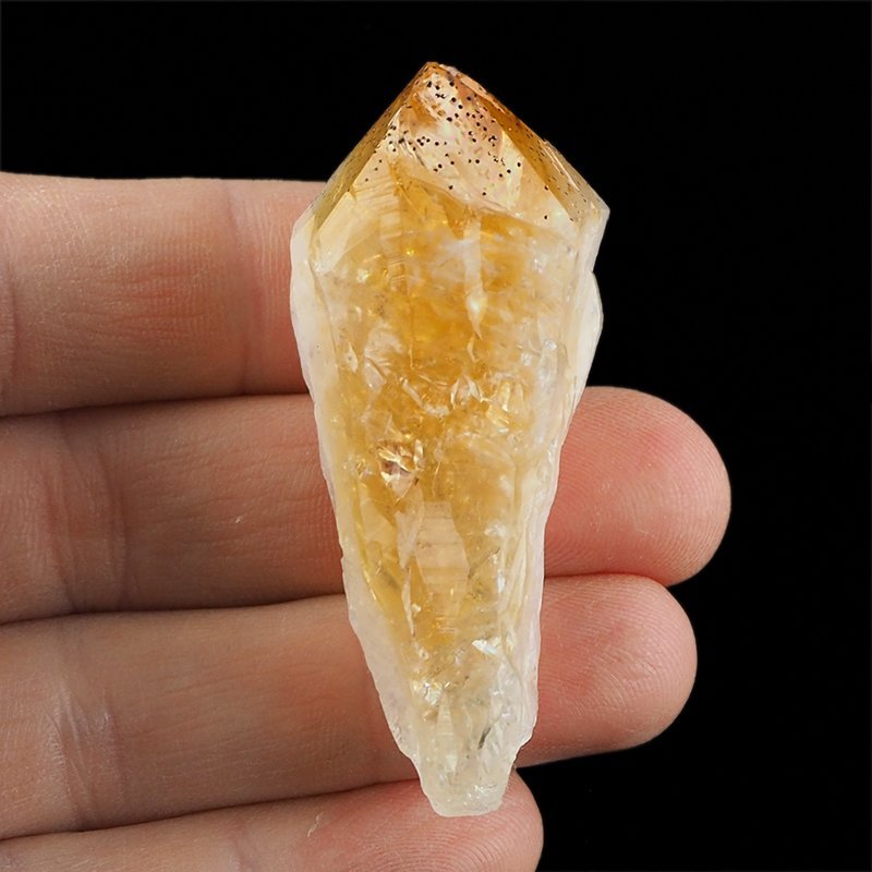 CYTRYN - MONOKRYSZTAŁ - 83 mm - BRAZYLIA