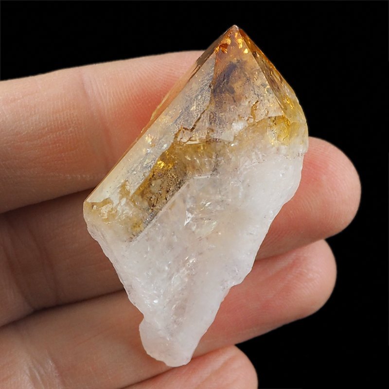 CYTRYN - MONOKRYSZTAŁ - 81 mm - BRAZYLIA