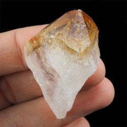 CYTRYN - MONOKRYSZTAŁ - 81 mm - BRAZYLIA