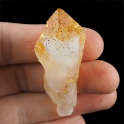 CYTRYN - MONOKRYSZTAŁ - 84 mm - BRAZYLIA