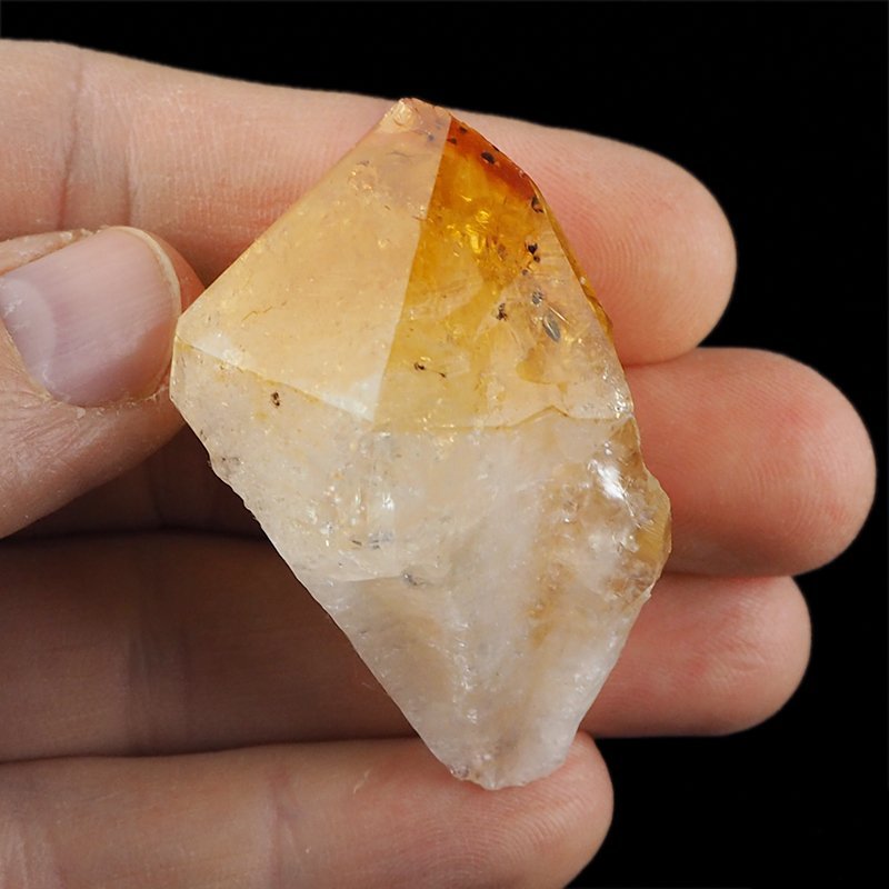 CYTRYN - MONOKRYSZTAŁ - 78 mm - BRAZYLIA