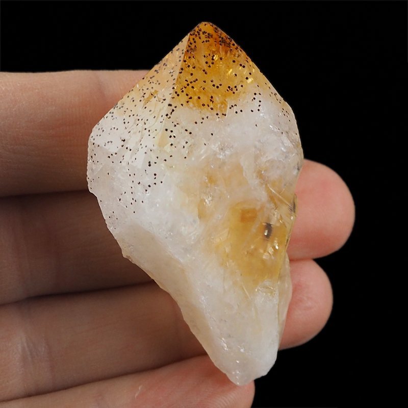 CYTRYN - MONOKRYSZTAŁ - 84 mm - BRAZYLIA