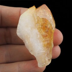 CYTRYN - MONOKRYSZTAŁ - 82 mm - BRAZYLIA